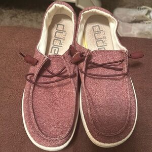 Hey Dude Wendy size 8
